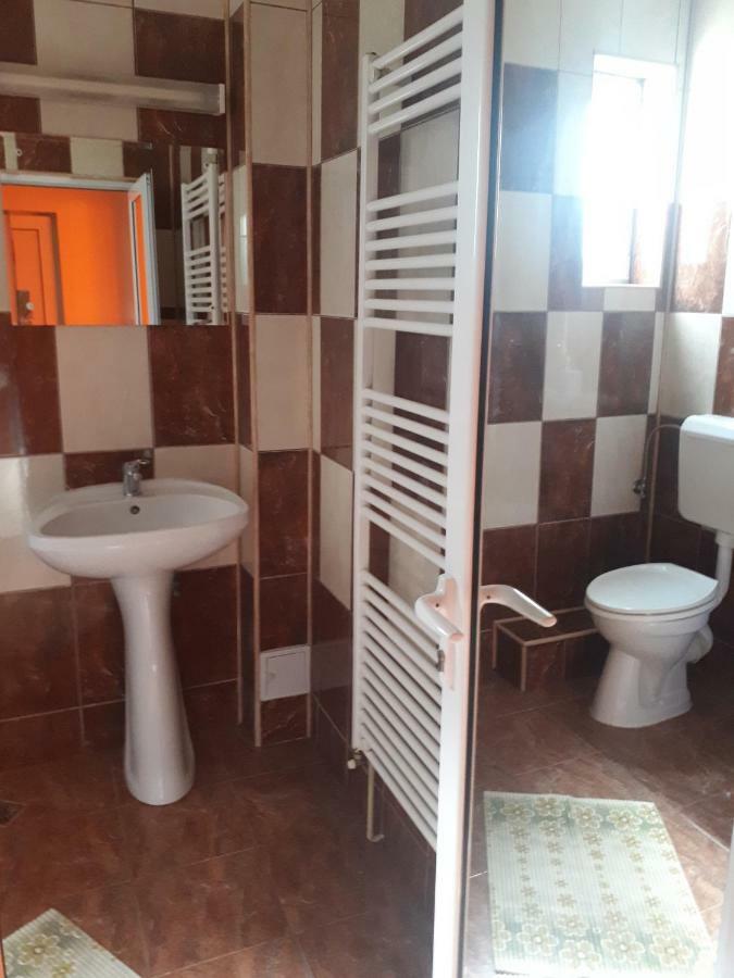 Vila Tom Cris Câmpina Exterior foto